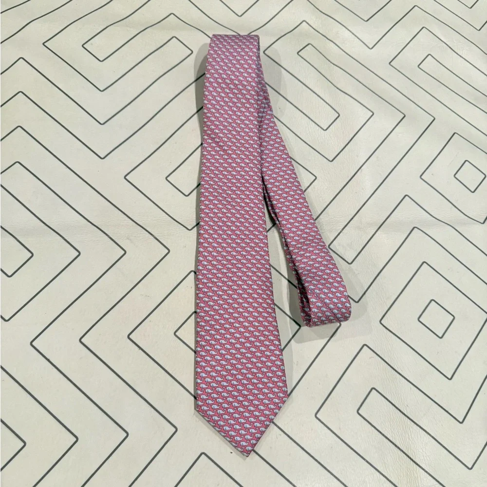 Vineyard Vines Pink Whale Silk Tie
